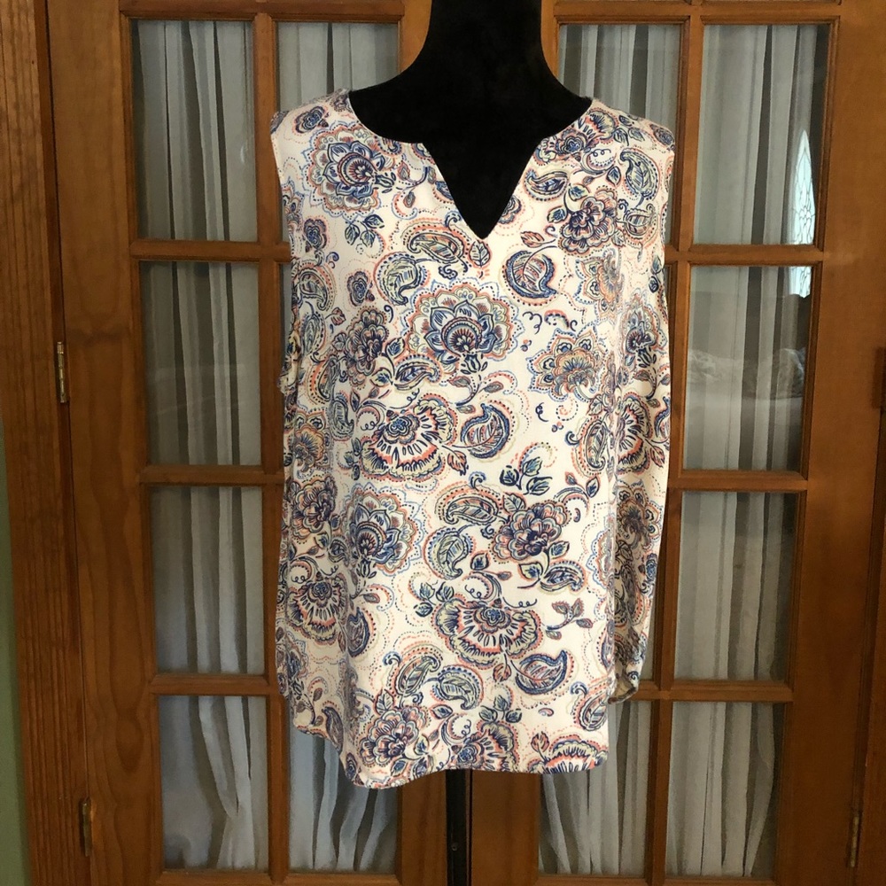 Floral Design Tank Top